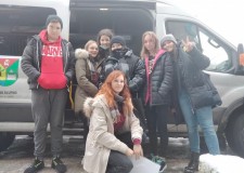 Powiększ zdjęcie Wolontariusze wyruszają do rodzin z terenu gminy Słupno
