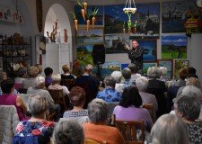 Powiększ zdjęcie Spotkanie z aktorem Pawłem Burczykiem