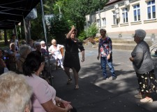 Powiększ zdjęcie Animacje z udziałem Seniorek.