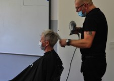 Przejdź do - Zdjęcie%20przedstawia%20warsztaty%20z%20wizażu%20w%20ramach%20projektu%20