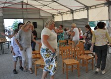 Powiększ zdjęcie Konkurs z krzesłami