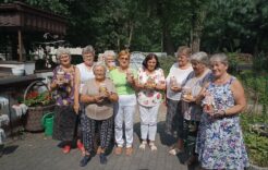 Więcej o: Warsztaty z rękodzieła w ramach projektu „Centrum Rozwoju Seniora”.